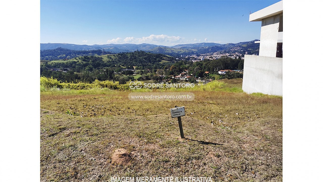 Terreno no Chácara Vitoria (foto 2 de 5)