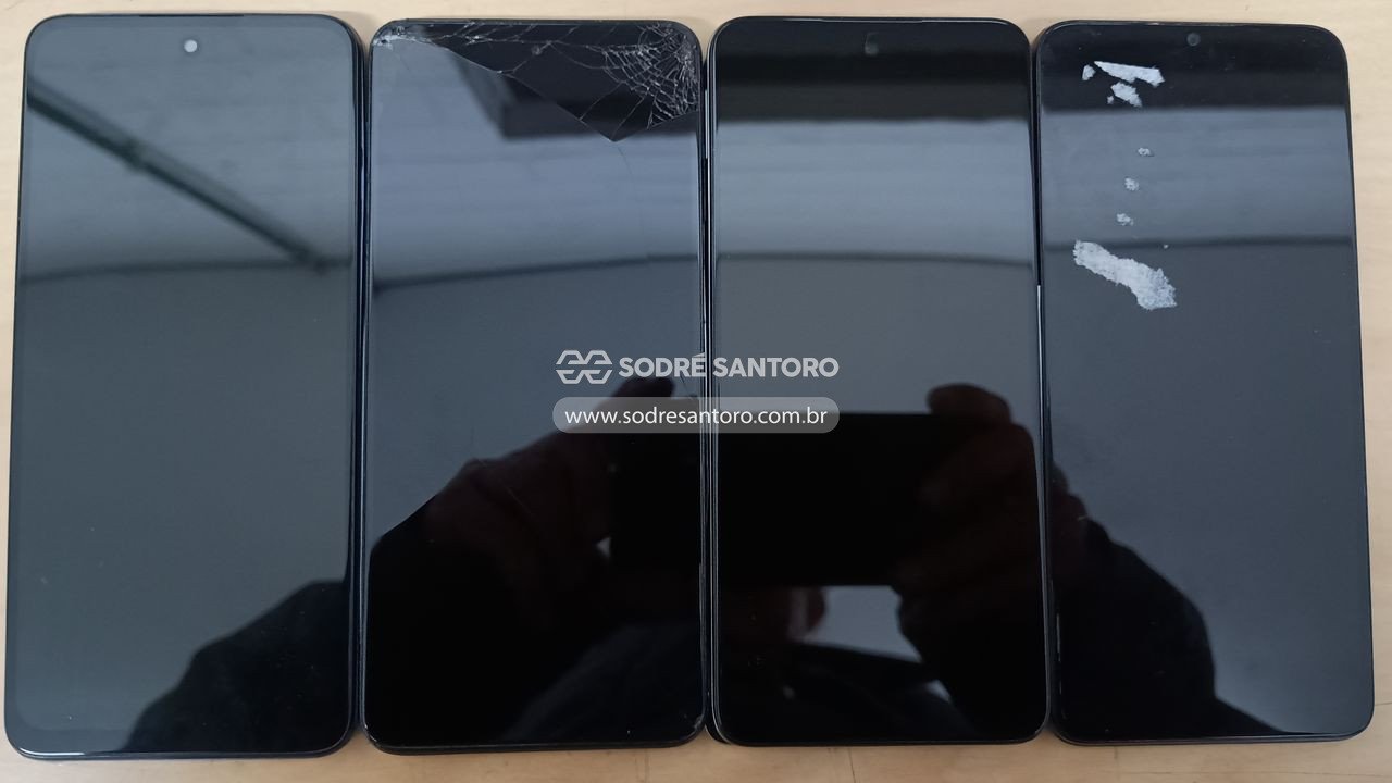 sucata de 4 smartphones motorola
