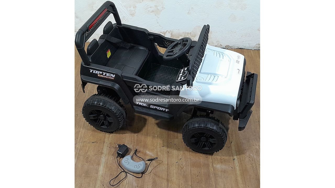 mini veículo elétrico estilo off road branco