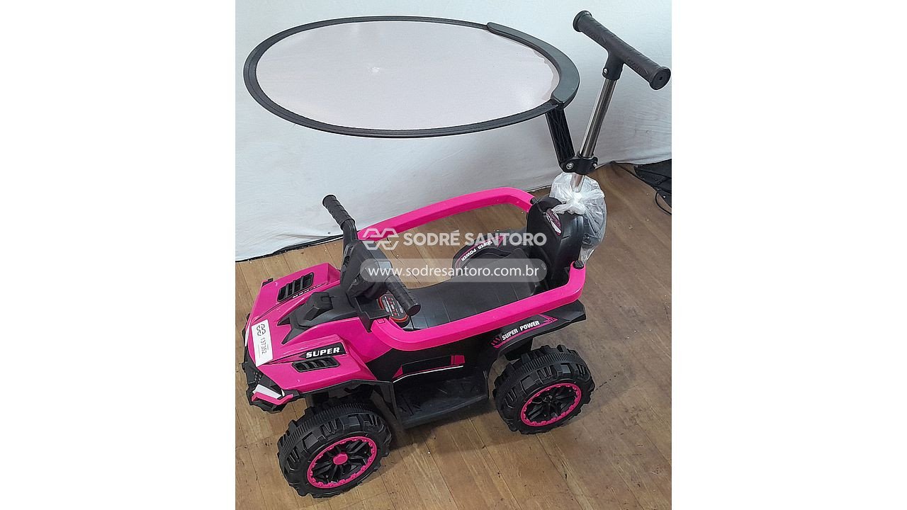 mini veículo elétrico estilo quadricíclo