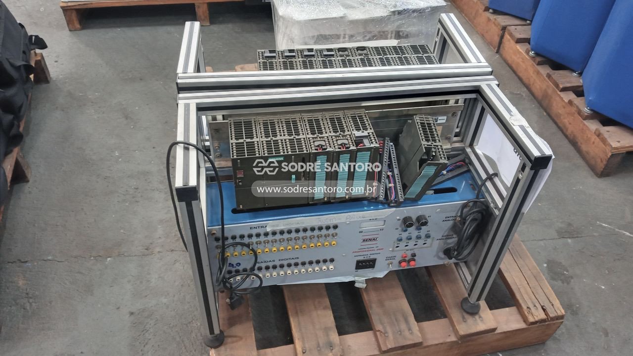 equipamentos eletrônicos didáticos