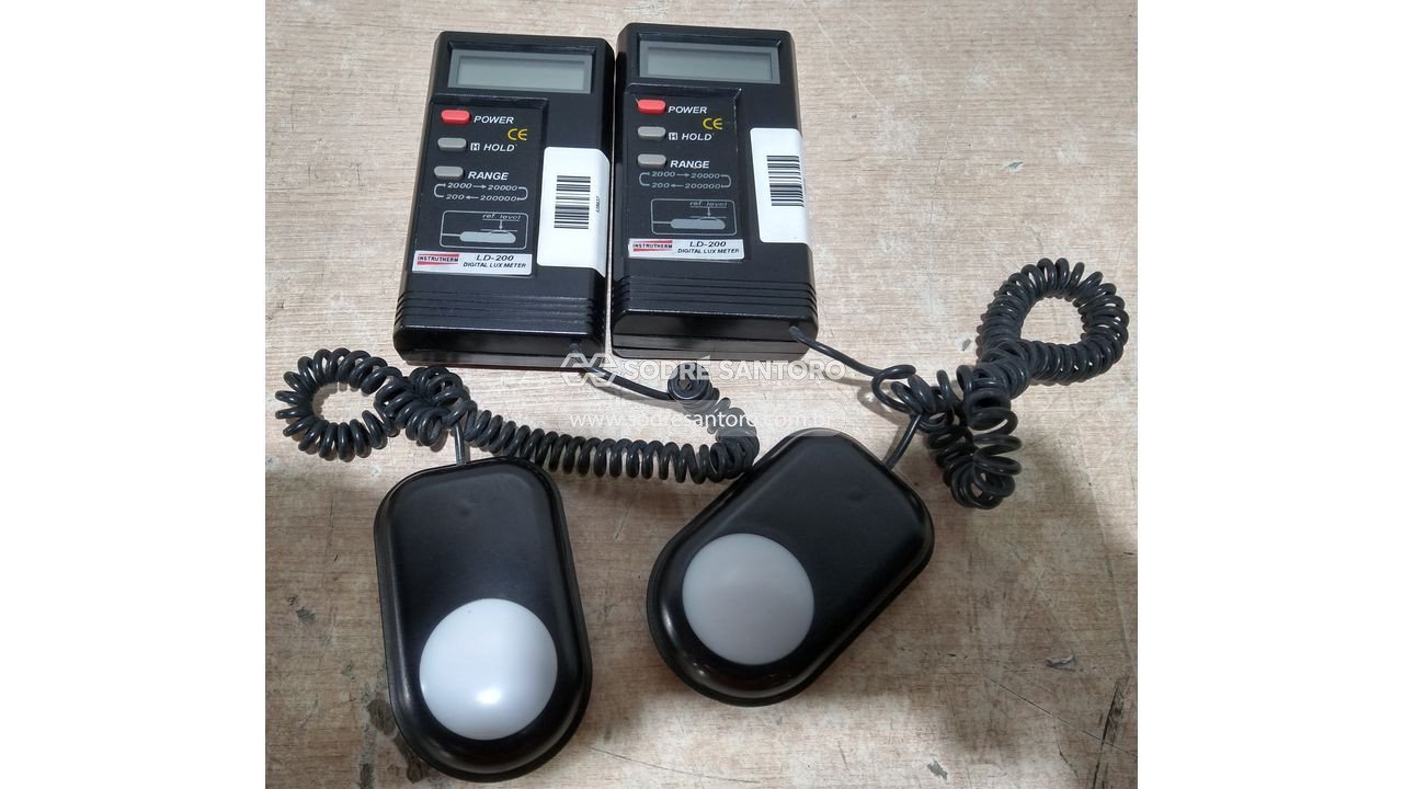 2 luximetros digitais instrutherm ld-200