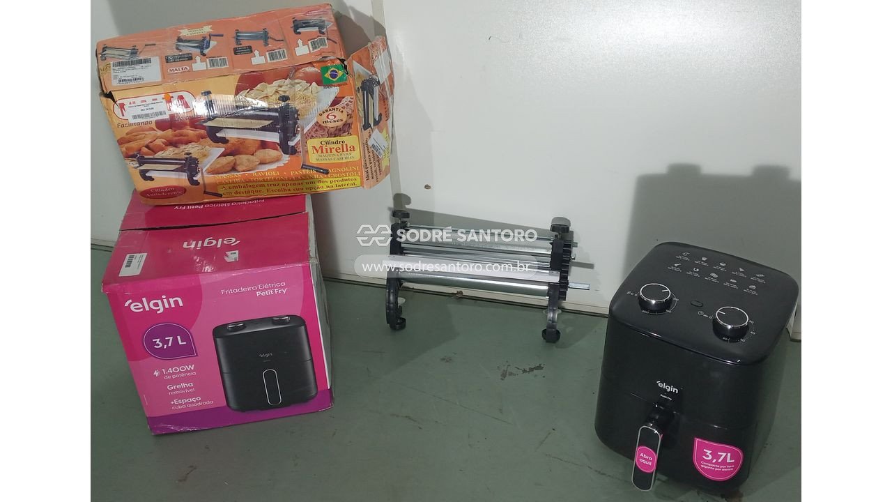 1 fritadeira e 1 cilindro laminador