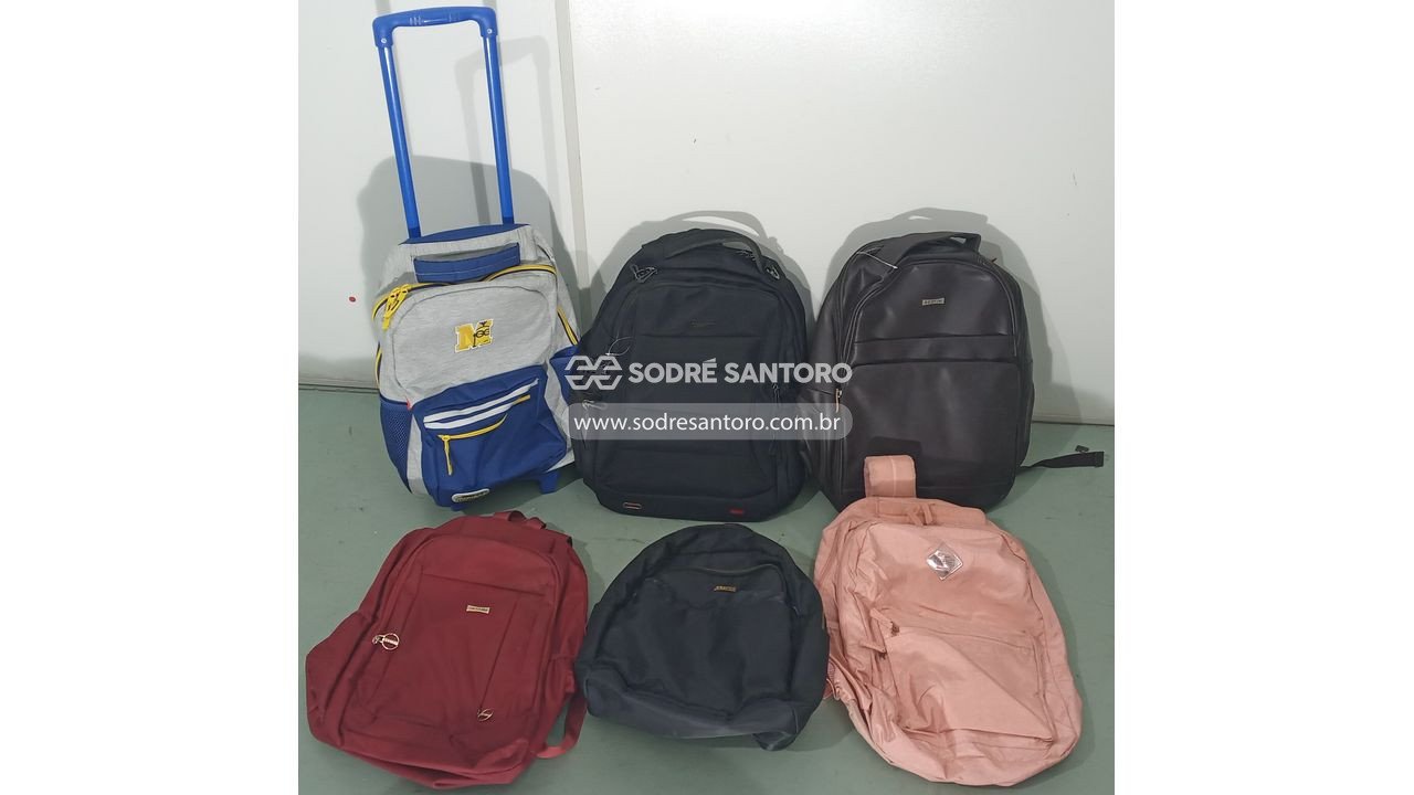 6 mochilas diversas