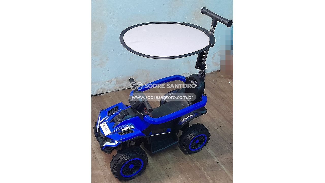 mini veículo elétrico estilo quadricíclo