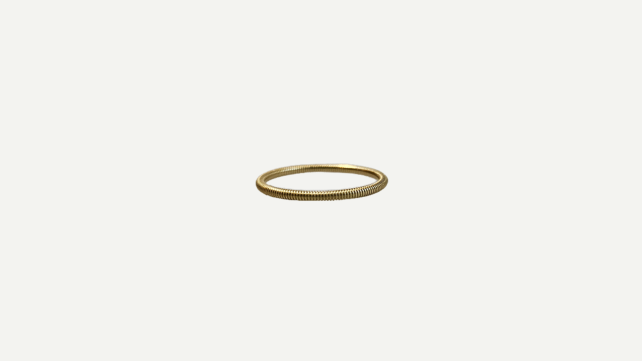 Foto 5: ANTONIO BERNARDO - Conjunto de oito anéis Antonio Bernardo em ouro amarelo 18k, sendo um com diamante e um com turmalina paraíba. Peso: 10,1 gramas. Aro: 18,5.