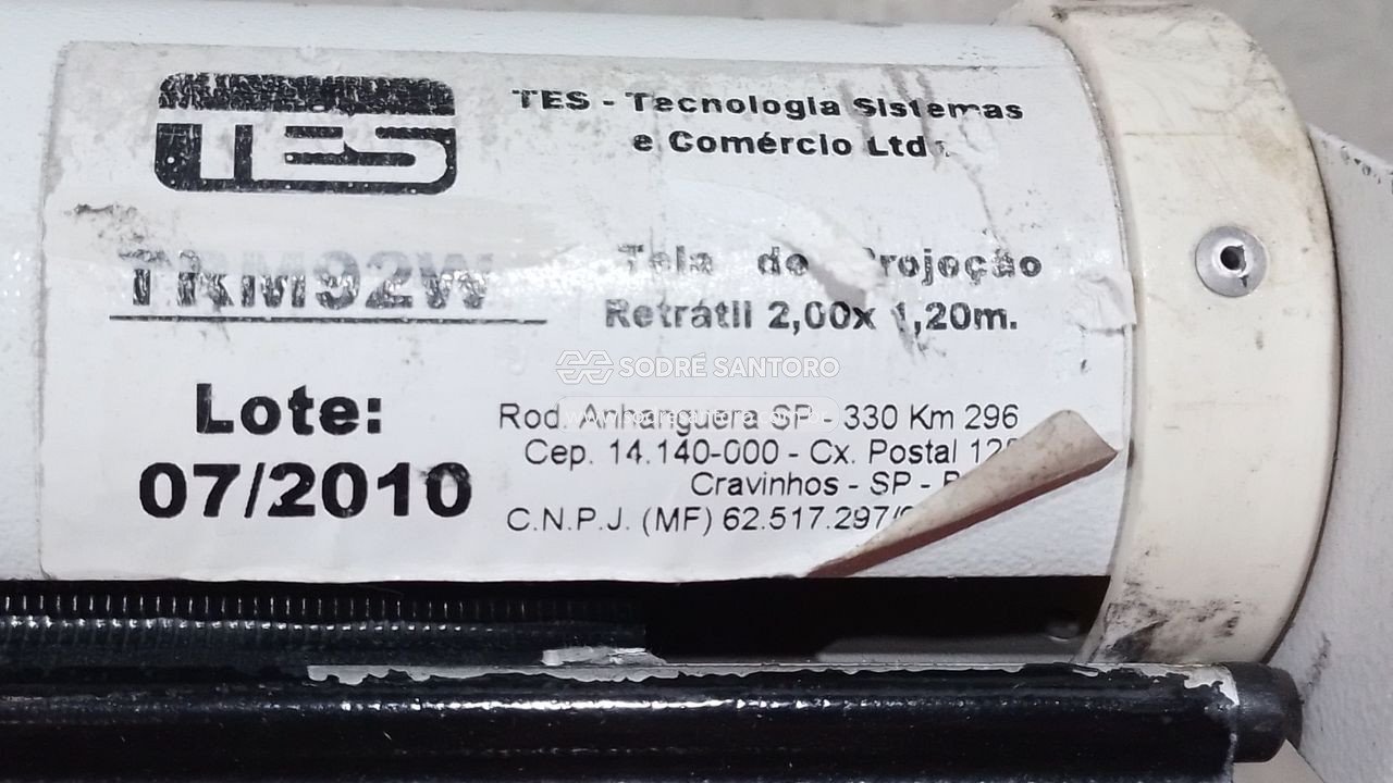 Foto 3: 6 telas de projeção