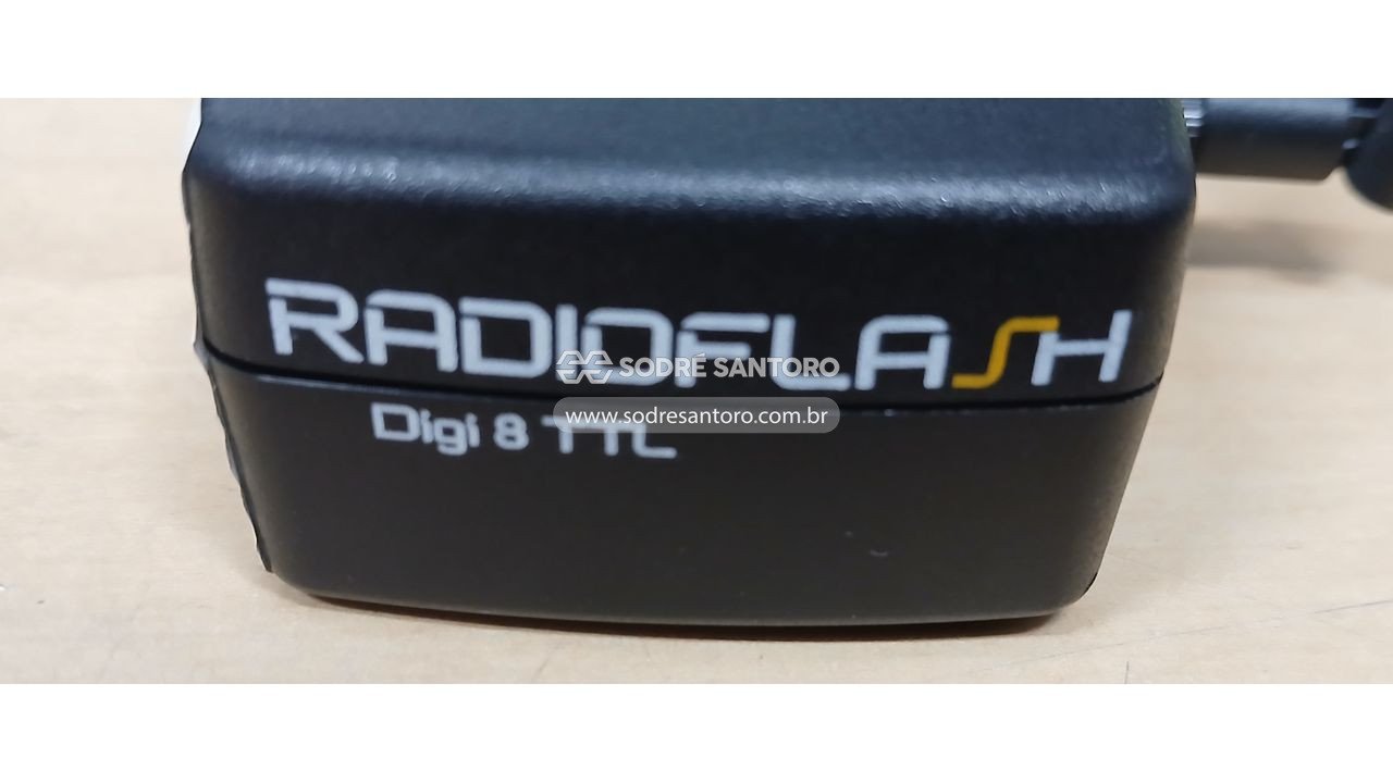 Foto 6 de 10: 2 radios flash yongnuo e 2 transmissores radioflash
