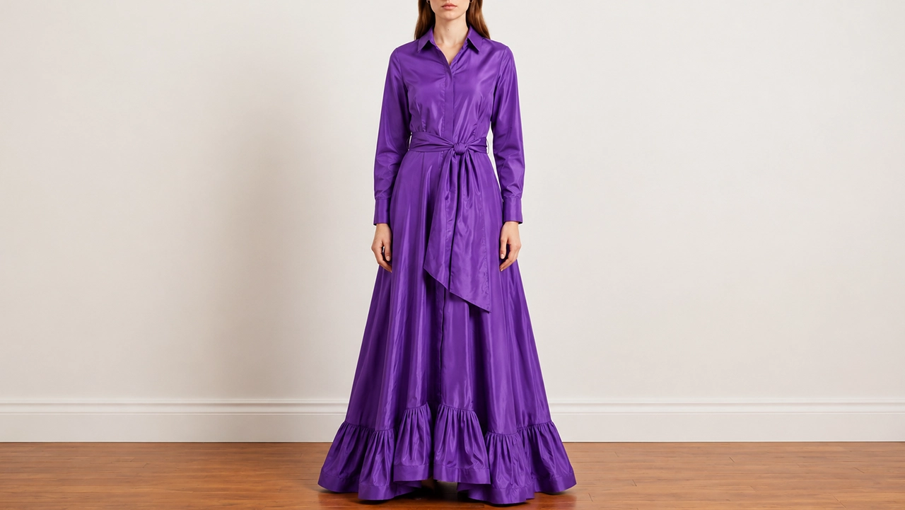Foto 2: CAROLINA HERRERA - Vestido de manga longa em tafetá roxo. Tamanho 10 US / 44 BR