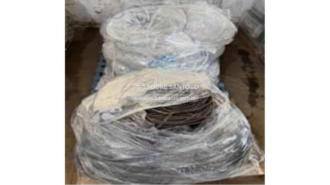 Foto 2: cabo de cobre (diversos), em aprox. 922 kg