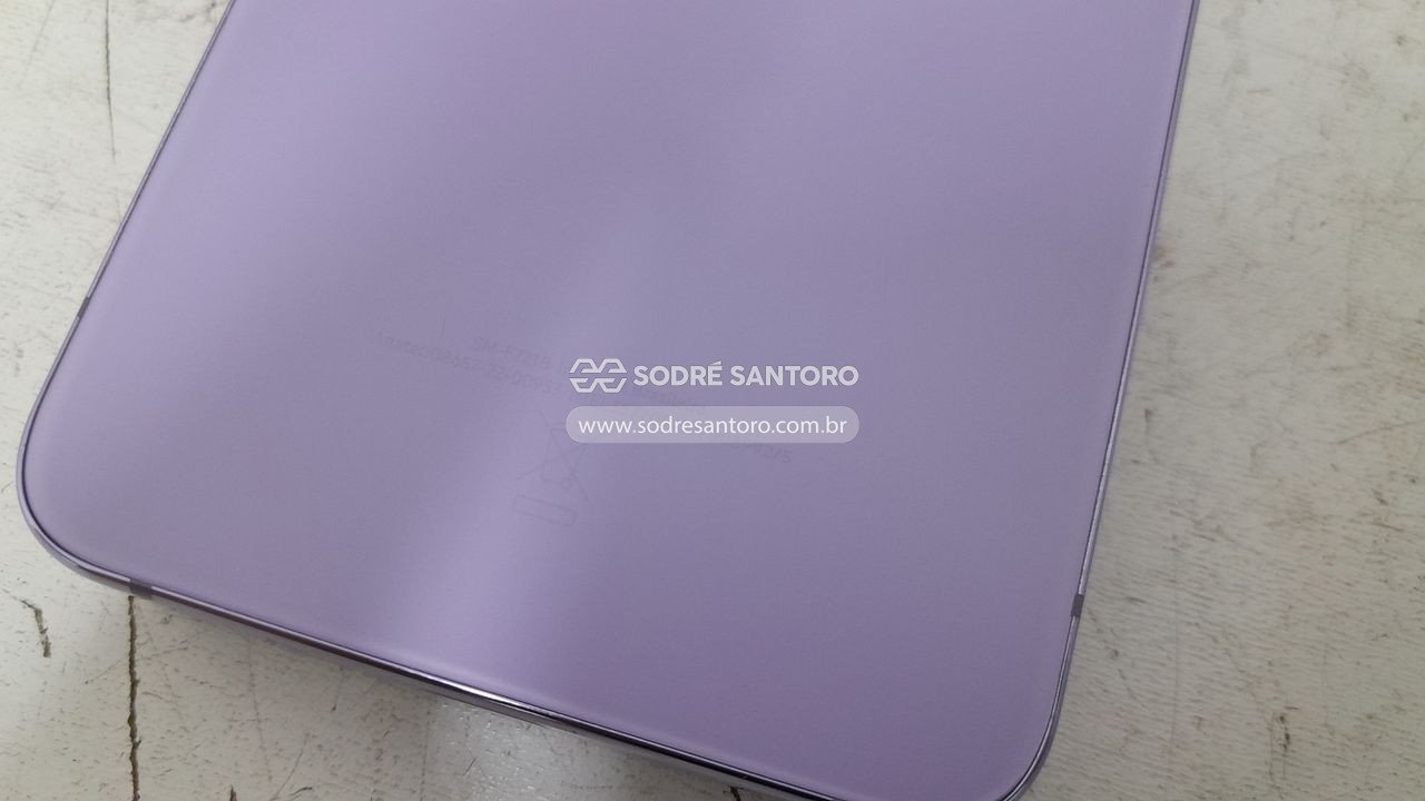 Foto 5: smartphone samsung galaxy z flip sm-f721b