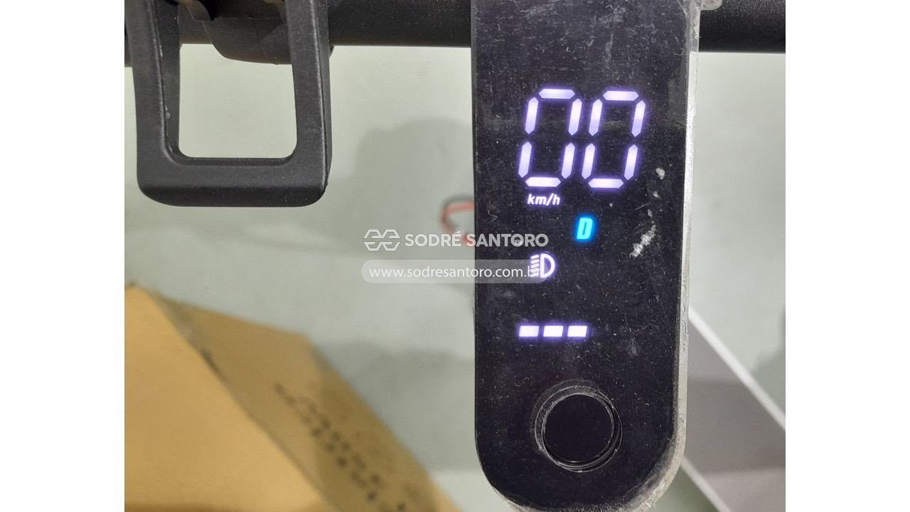 Foto 6 de 10: patinete elétrico dobrável 350w