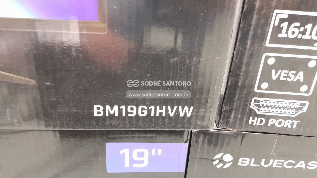 Foto 8 de 9: 4 monitores 19'' bluecase bm19g1hvw