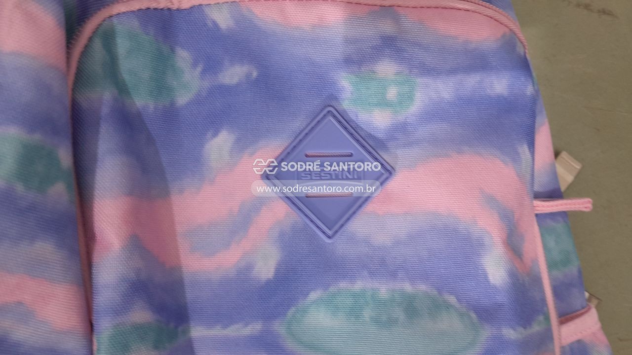 Foto 6 de 7: 4 mochilas escolares sestini