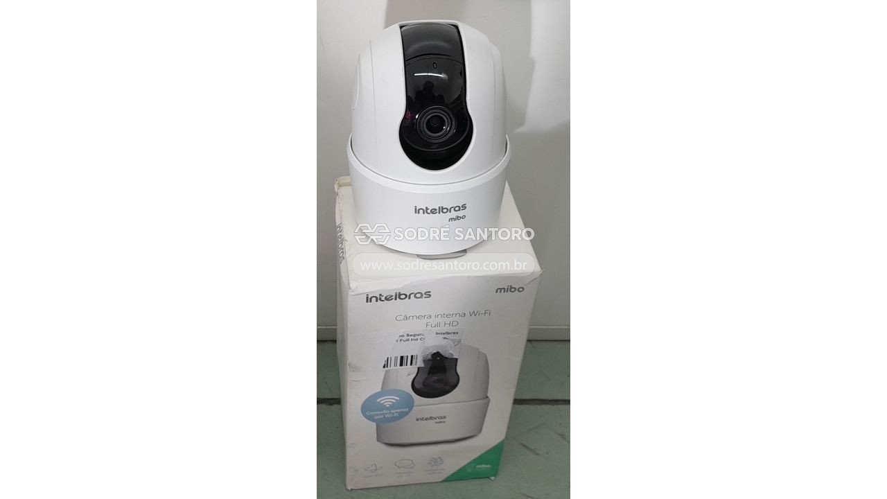Foto 4: 2 câmeras de segurança (1 intelbras, 2 wi-fi)