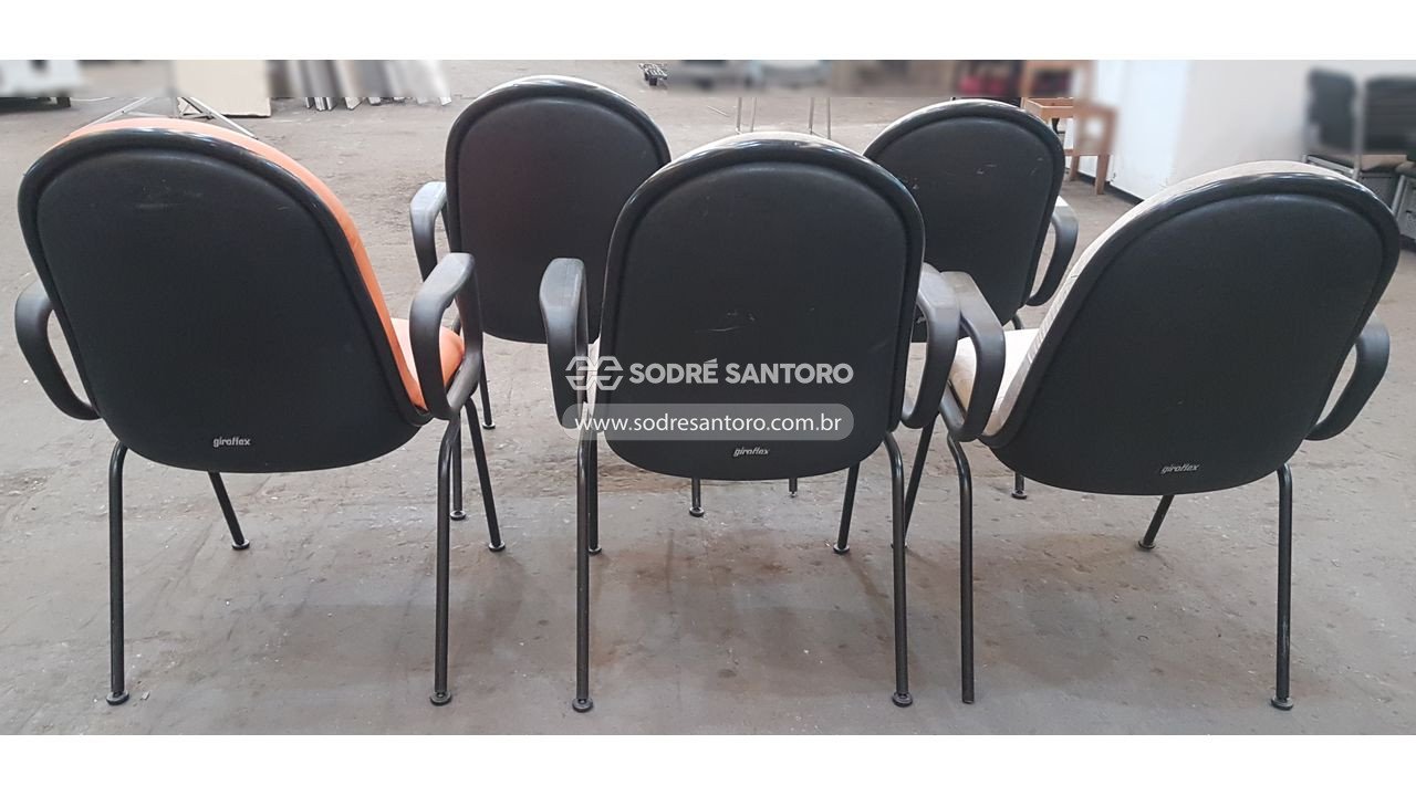 Foto 2: 5 cadeiras fixas c/ braços giroflex