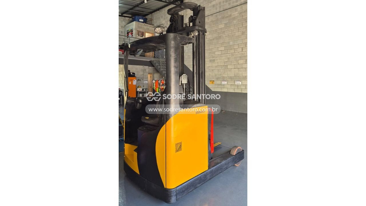 Foto 3: empilhadeira elétrica retratil hyster matrix