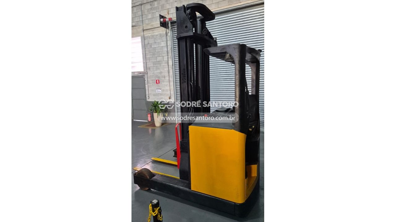 Foto 4: empilhadeira elétrica retratil hyster matrix