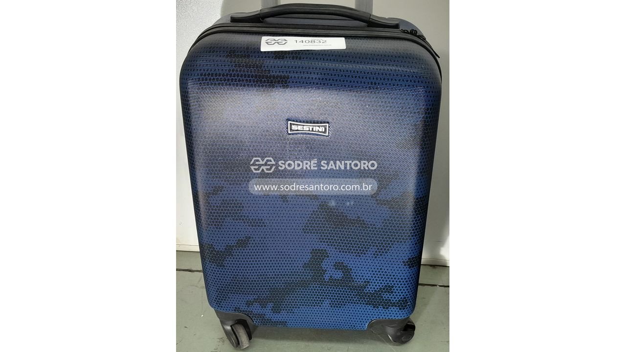 Foto 4: 1 mala de viagem sestini e 1 mochila com lancheira psg