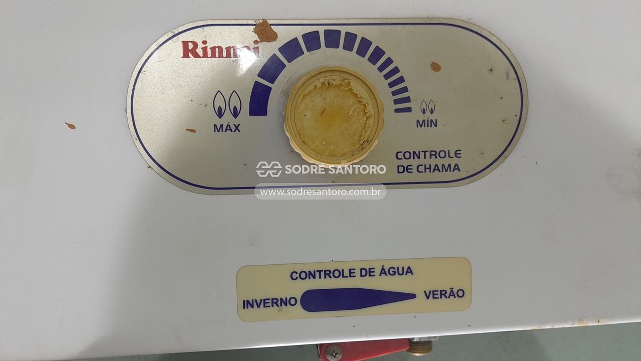 Foto 3: aquecedor a gás rinnai
