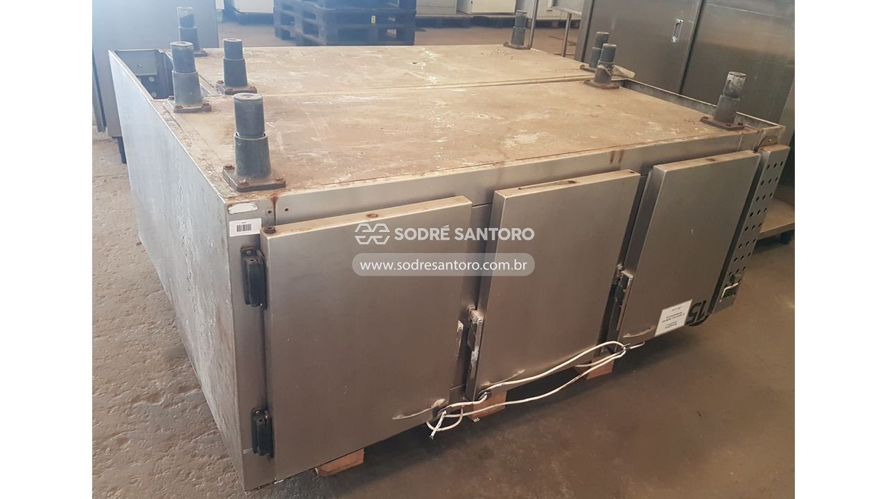Foto 2: 2 balcões refrigerados 3 portas em aço inox