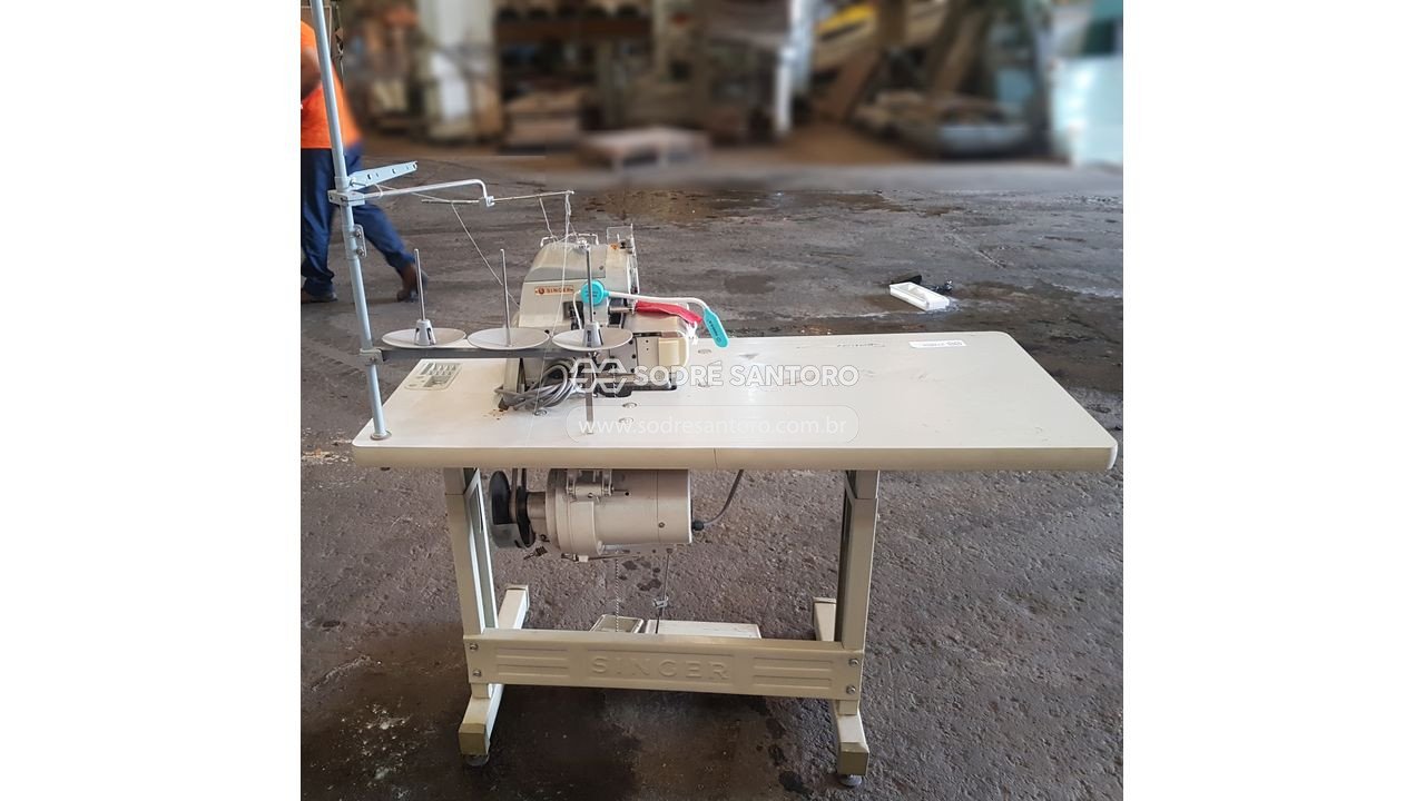 Foto 2: máquina de costura overlock industrial singer