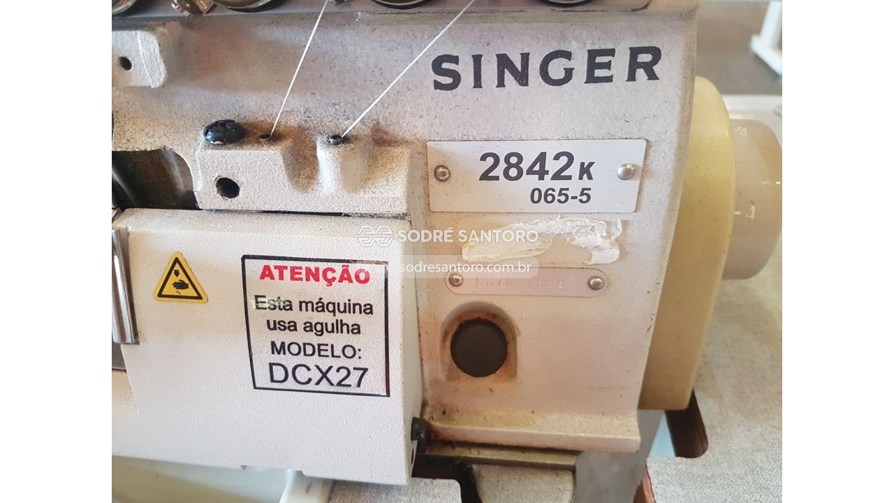 Foto 3: máquina de costura interlock industrial singer