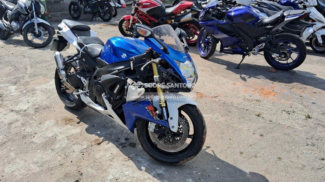 Veículo SUZUKI GSXR Suzuki GSXR 750 2015 Conservado 2015 em leilão