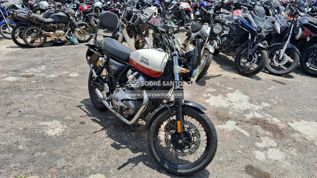 Veículo Royal Enfield INT Royal Enfield INT 650 2021/2022 Conservada 2022 em leilão
