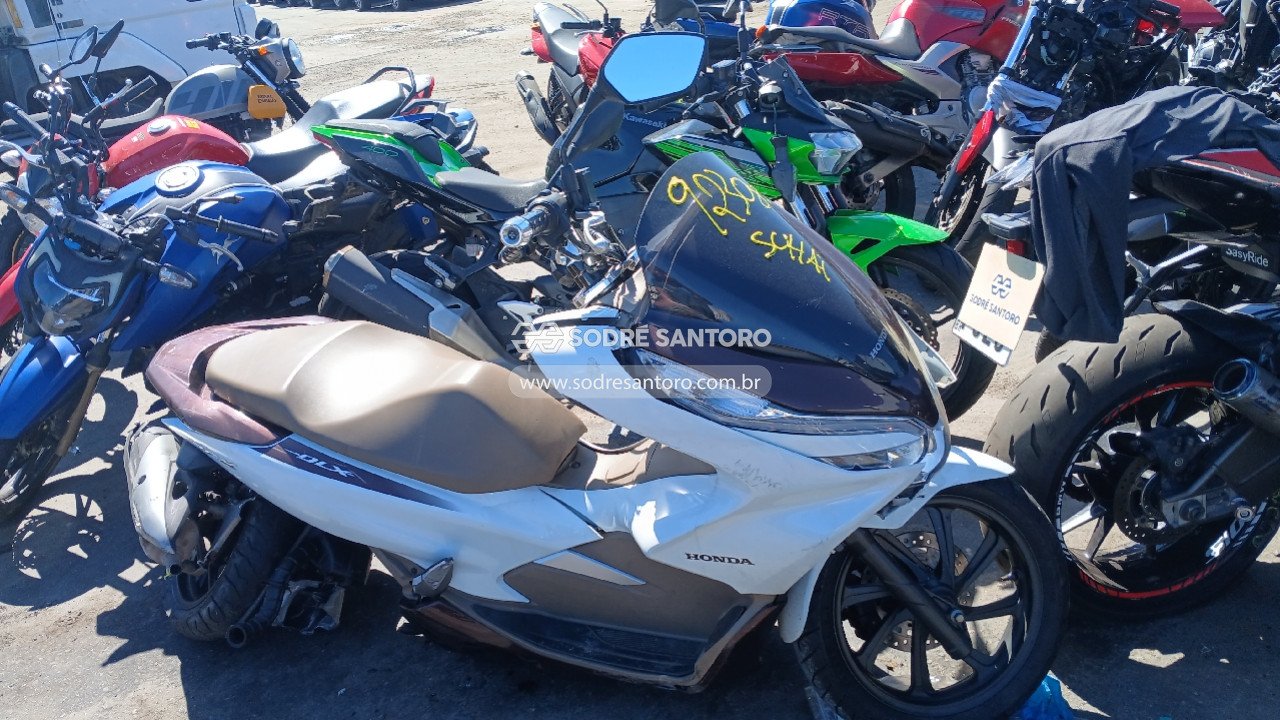 Honda PCX 150 DLX ABS 2020 Conservada com Danos no Motor