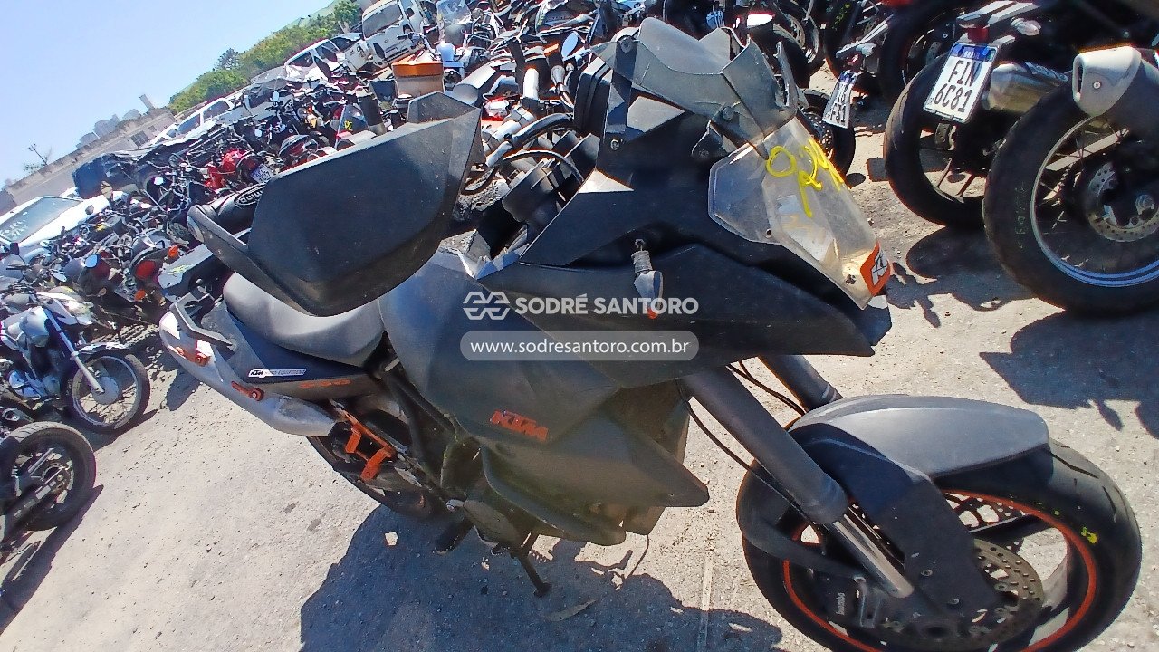 KTM 990 SUPERMOTO T 2010 Danificado Médio Monta