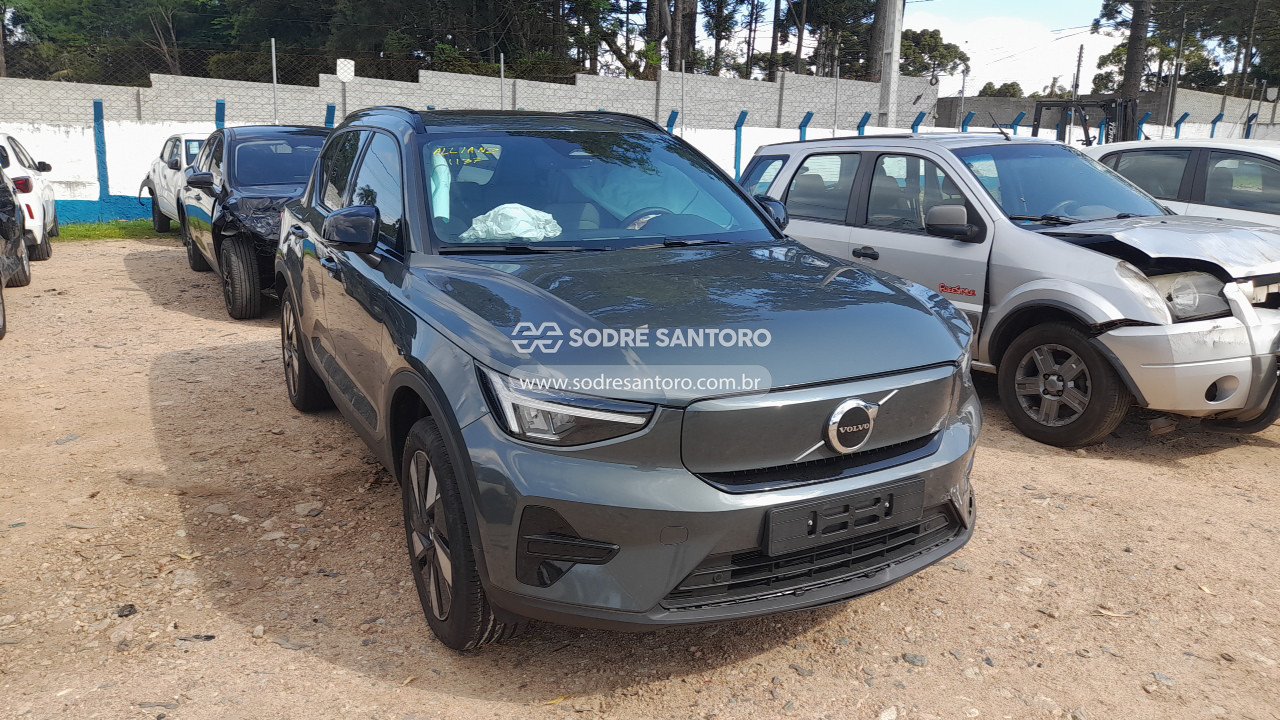 volvo ex40 6 plus