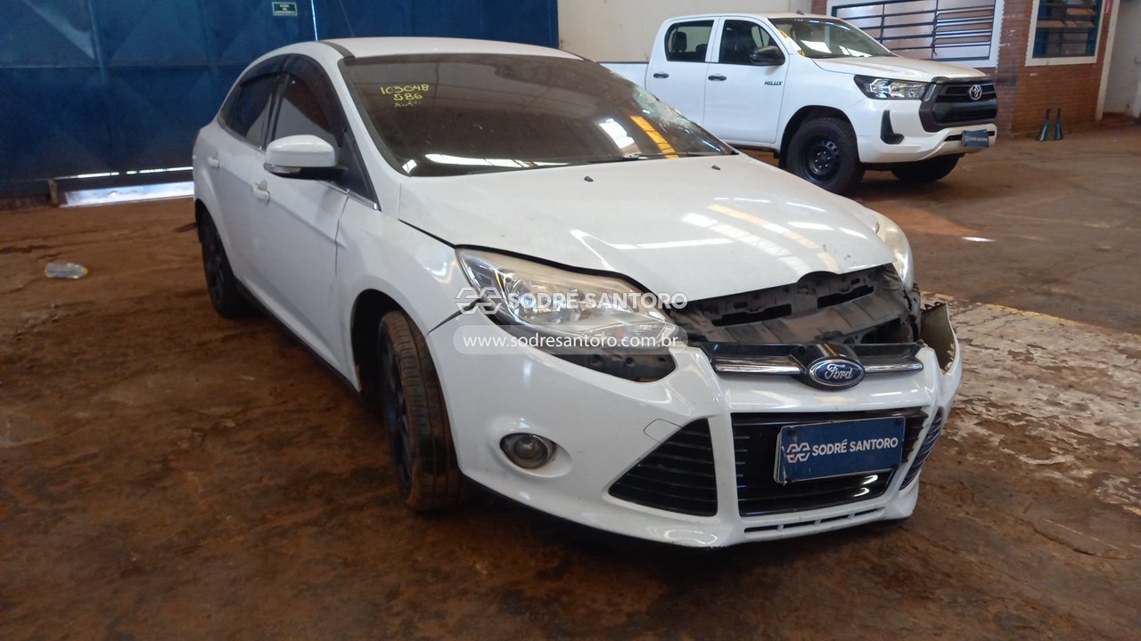 ford - focus  at 2.0 s