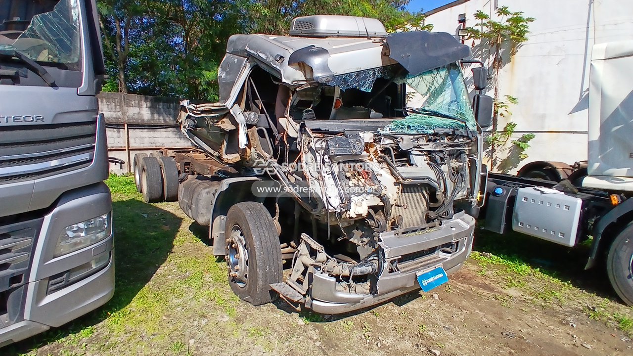 volvo - vm 260 6x2r