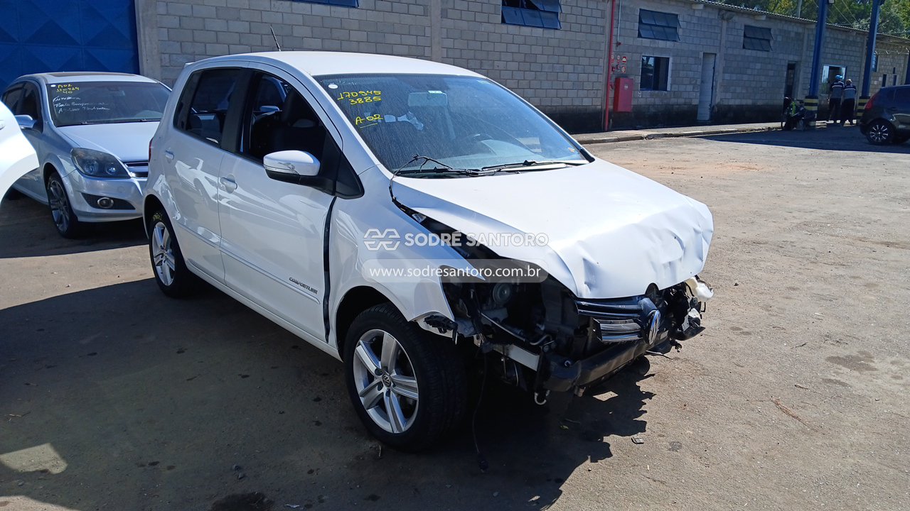 Volkswagen Fox Cl Sb 2016 em leilão