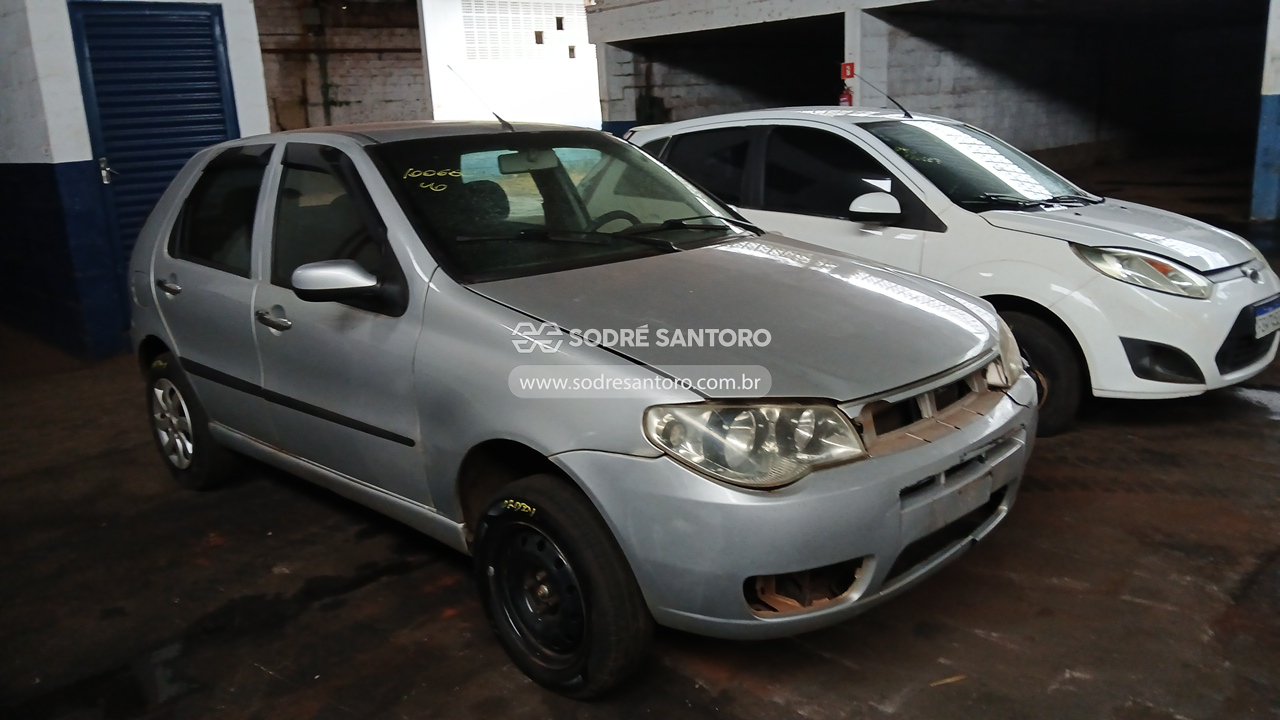 Fiat Palio Fire Economy 2010 em leilão