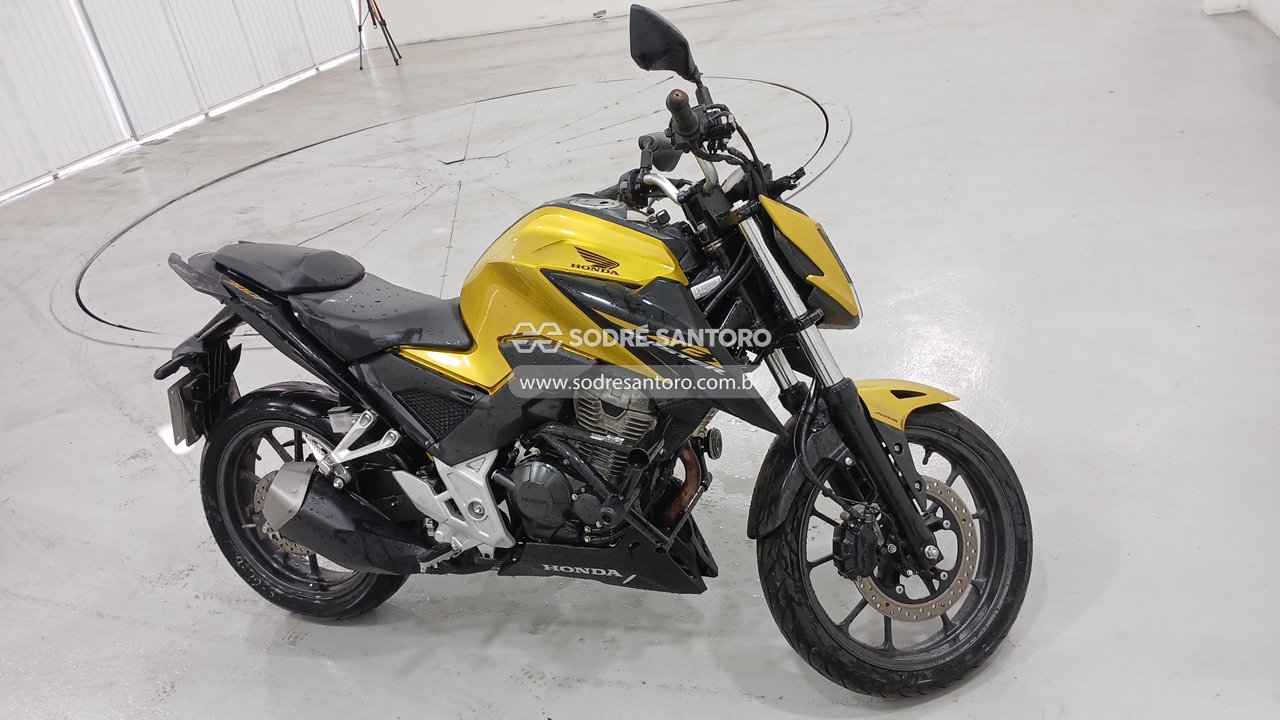 Honda Cb 300f Twister Abs 2024 em leilão