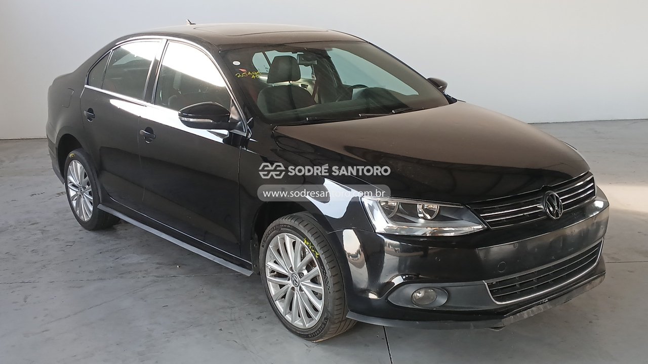 Volkswagen Jetta 2.0t 2013 em leilão