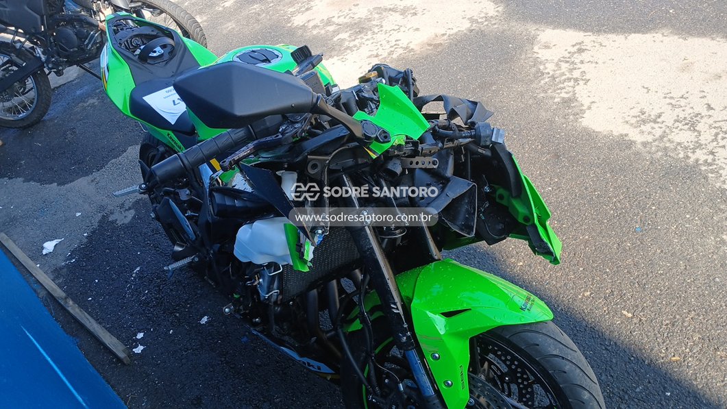 Leilão KAWASAKI NINJA ZX-4R 24/25 - Leilão de veiculos - Sodré Santoro