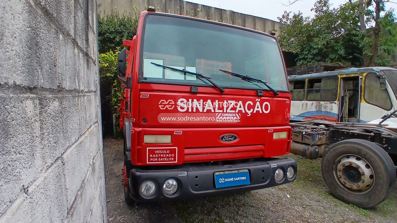 Ford Cargo 815 E - 2006/2006