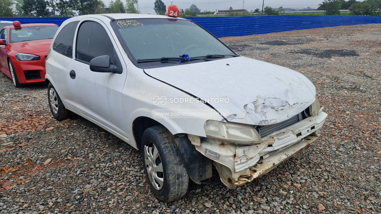 Chevrolet Celta 2002 em leilão