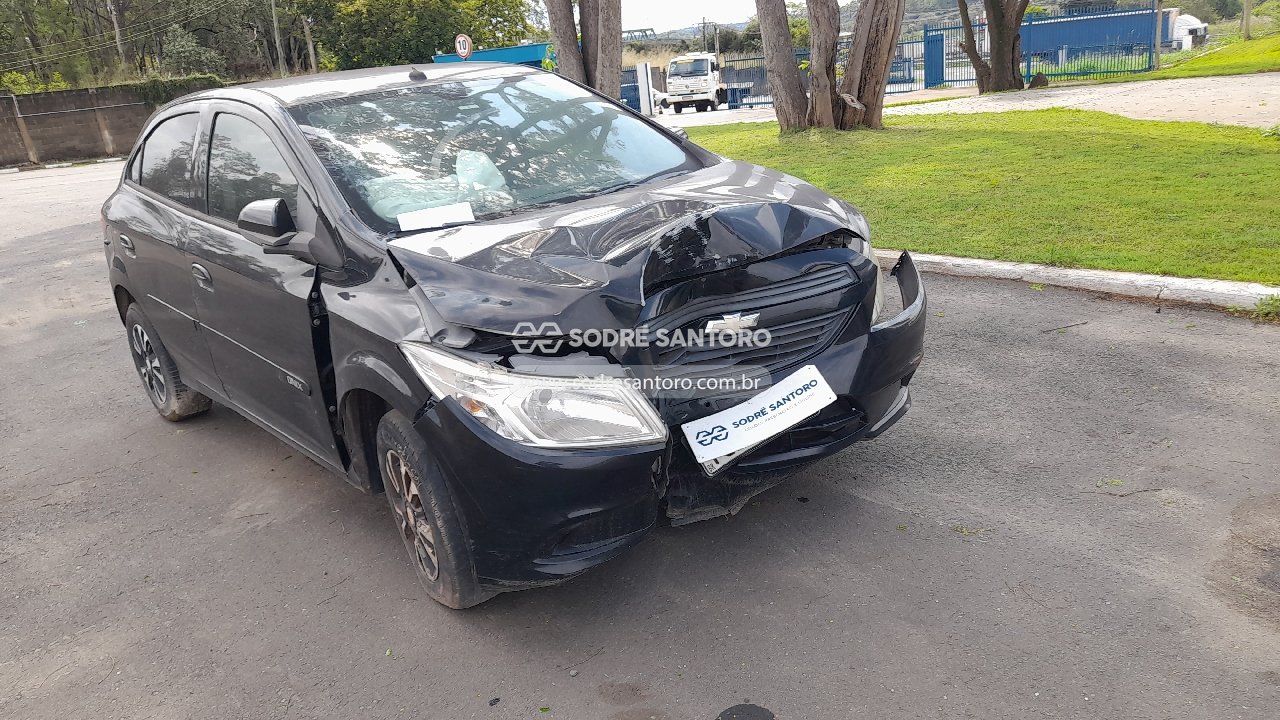 Chevrolet Onix 1.0  Ls 2015 em leilão