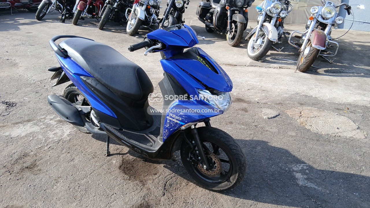 Yamaha Fluo 125 2025 em leilão