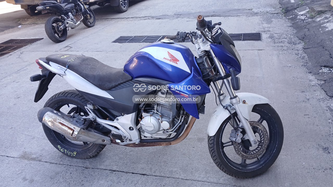Honda Cb 300r 2014 em leilão