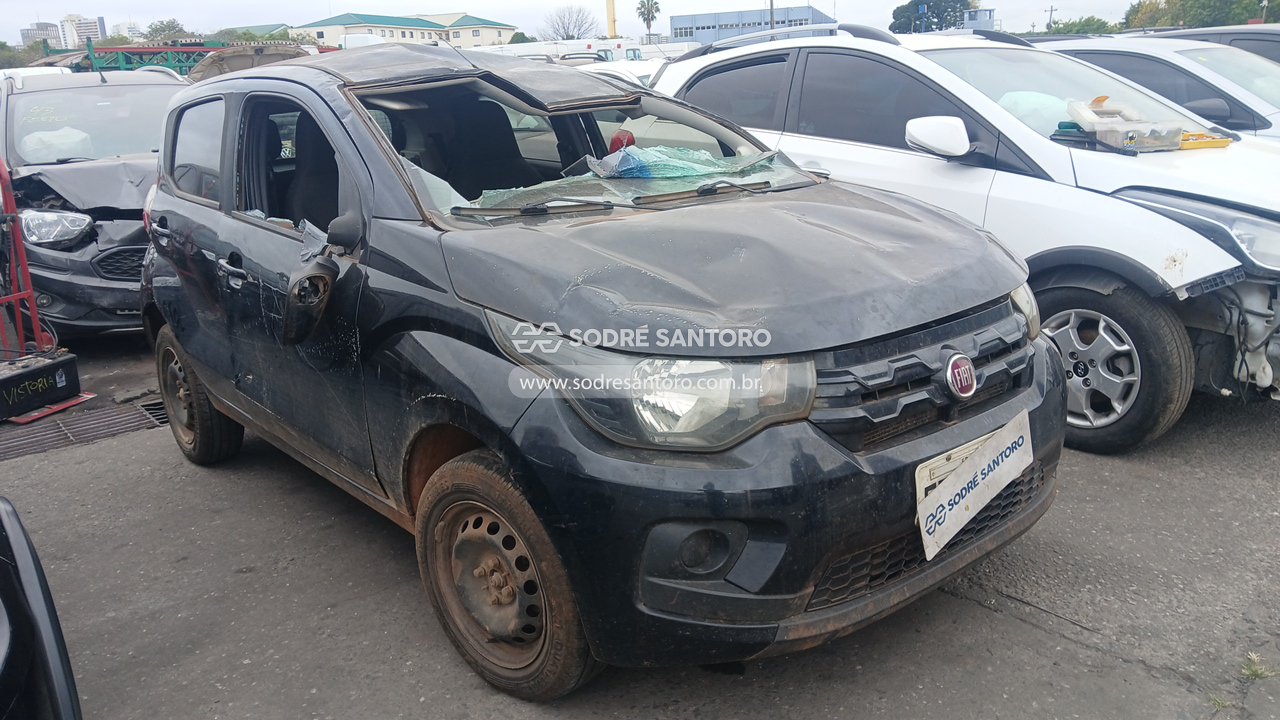 Fiat Mobi Like 2017 em leilão