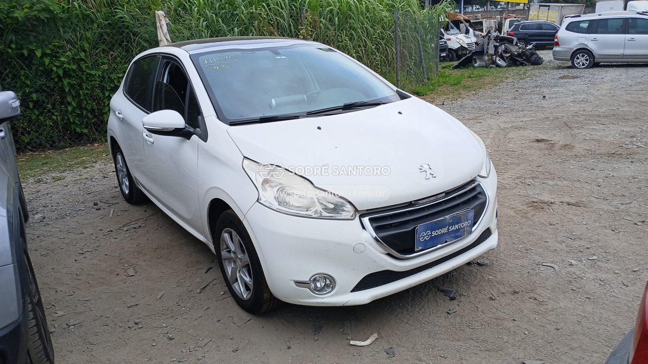 Peugeot 208 Allure 2014 em leilão
