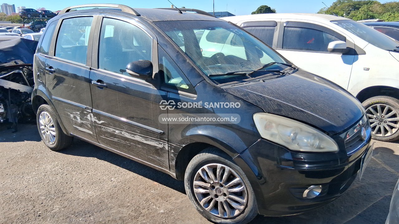 Fiat Idea Essence 1.6 2012 em leilão