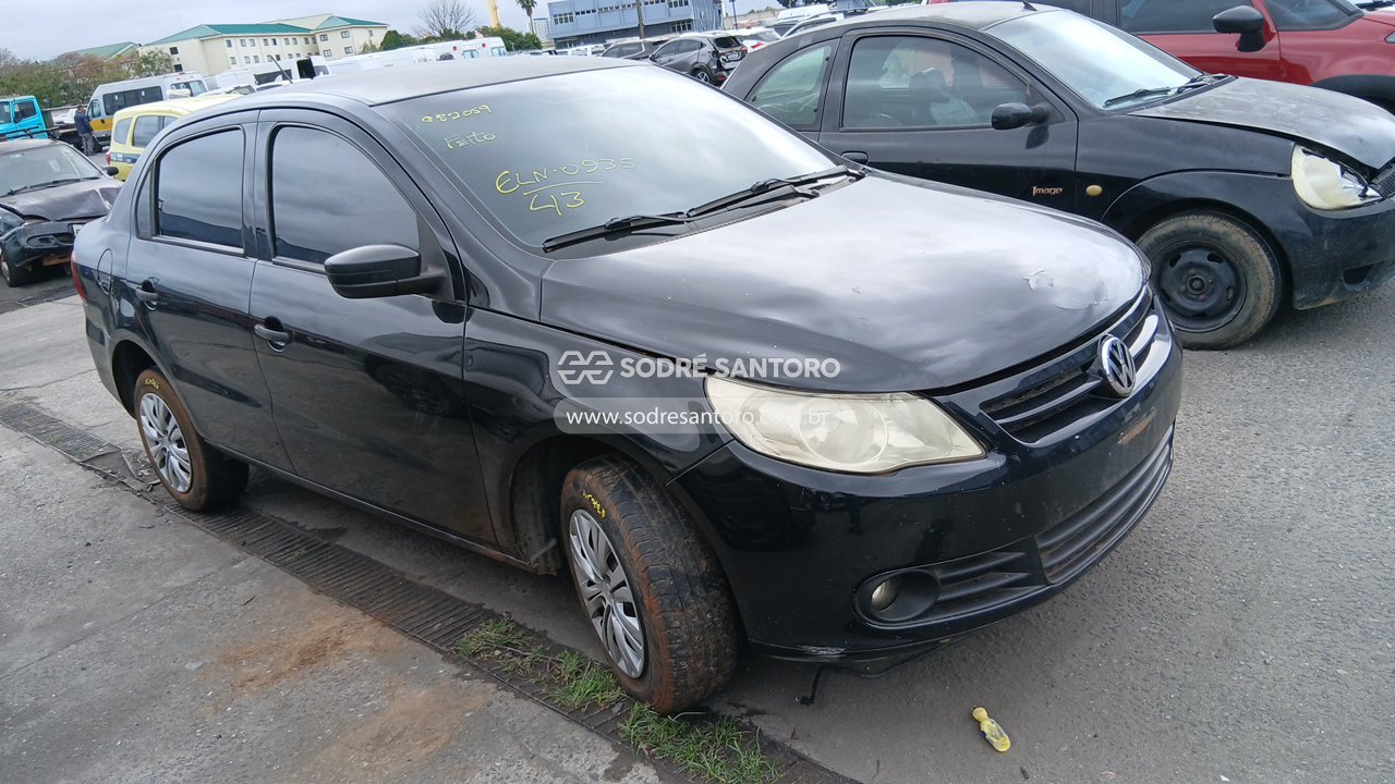 Volkswagen Voyage 1.0 2010 em leilão