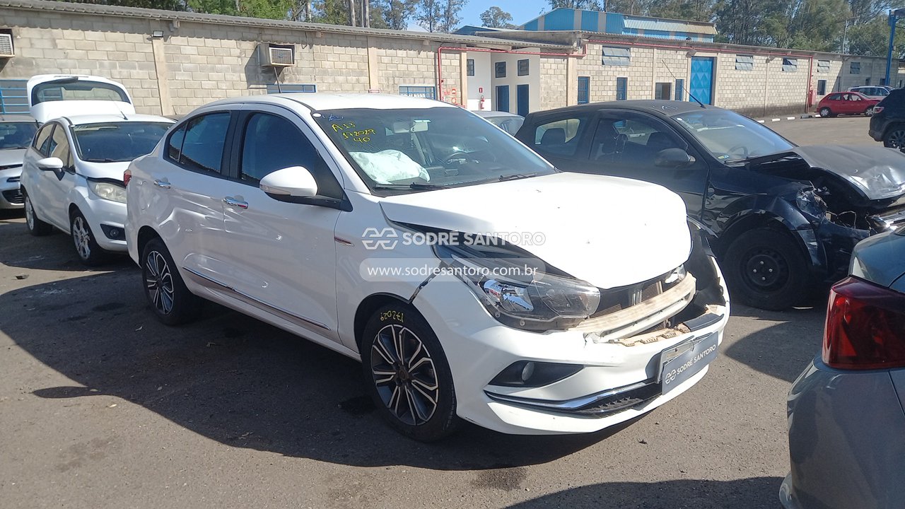 Fiat Cronos Prec At 2019 em leilão