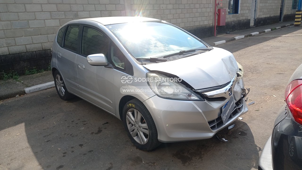 Honda Fit Ex Flex 2013 em leilão